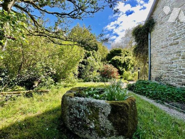 Longère à Vendre à Ploumilliau (22300) 
Dans un cadre verdoyant et reposant, a deux pas du bou...