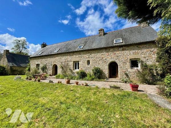 Longère à Vendre à Ploumilliau (22300) 
Dans un cadre verdoyant et reposant, a deux pas du bou...