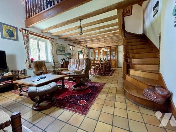 Longère à Vendre à Ploumilliau (22300) 
Dans un cadre verdoyant et reposant, a deux pas du bou...