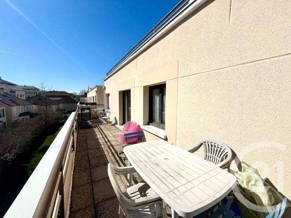 Appartement F4 à vendre  4 pièces - 74,75 m2 ST GRATIEN - 95