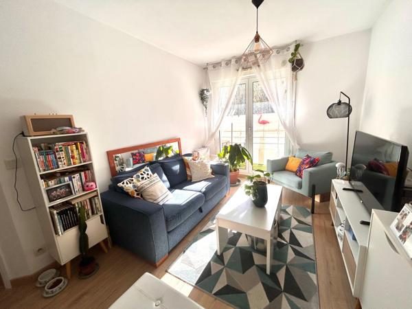 Petit T2 avec parking sous sol