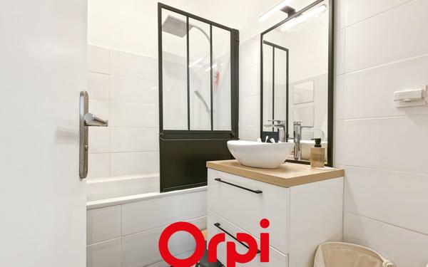 Appartement à vendre    2 pièces • 43,94 m2 Bandol