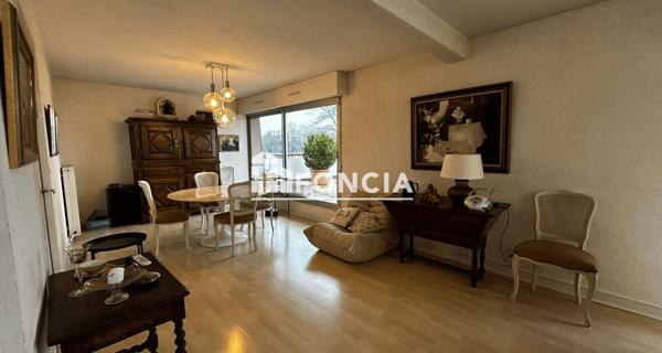 À vendre Appartement 4 pièces 130.58 m² - Bordeaux 33200