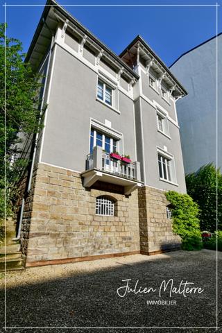 Maison bourgeoise 1920 de 210 m² habitables et ses dépendances, 6 chambres, au coeur de St-Etienne
