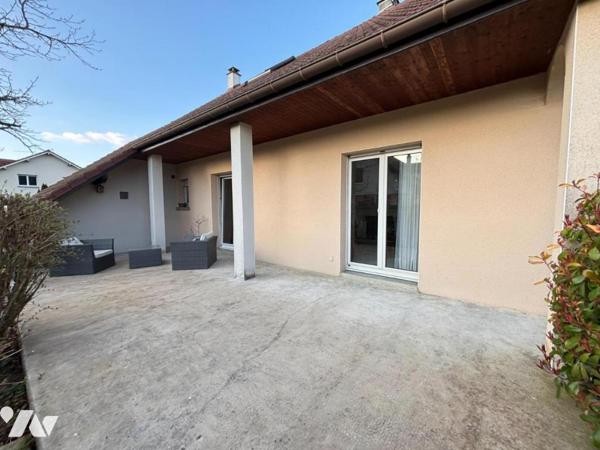 Maison 4 pièces (environ 127 m² habitables) située dans un secteur calme (en impasse)