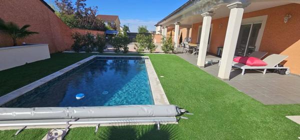 MAISON 259M2 HAB. AVEC PISCINE