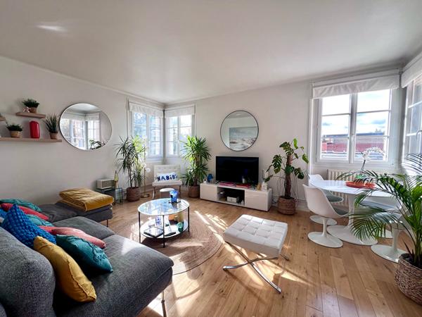 Appartement Suresnes 2 pièce(s) 52 m2