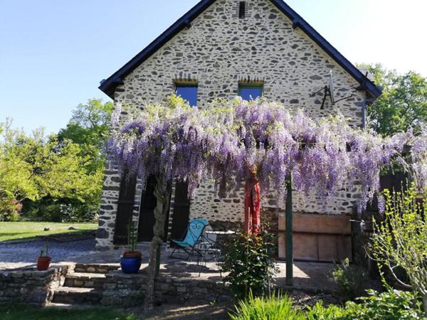 Propriété vue sur la Mayenne à St Jean sur Mayenne
