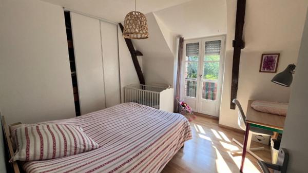 Propriété vue sur la Mayenne à St Jean sur Mayenne