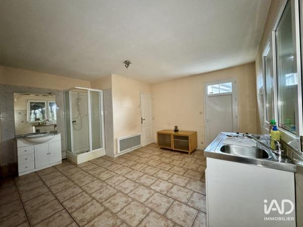 Murs commerciaux  à vendre 1 200 m² Vernantes