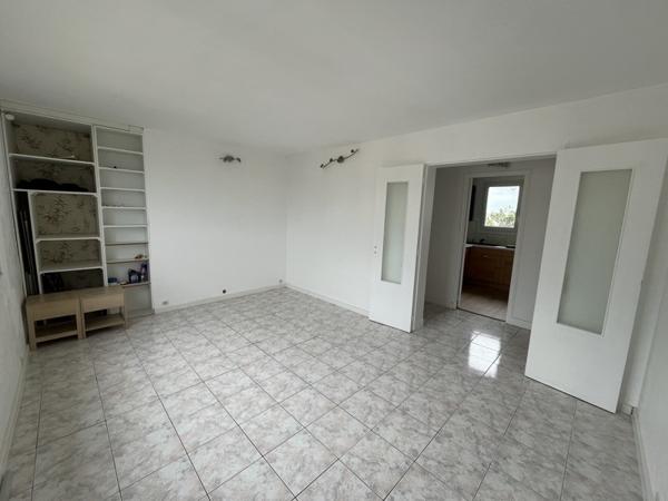 Appartement à vendre 149 500 € Les Clayes-sous-Bois 3 p 54 m² DPE F