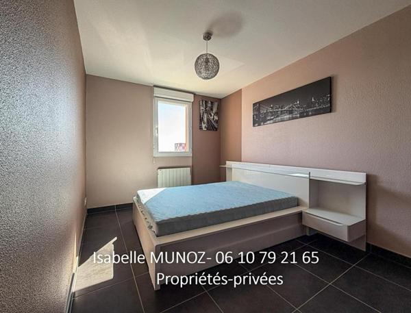 Appartement F3 avec balcon et parking dans une résidence récente avec piscine