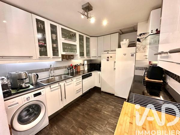 Appartement à vendre 4 pièces 77,59 m² Cogolin