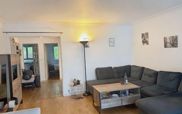 Appartement à vendre    2 pièces • 57,54 m2 Paris 15