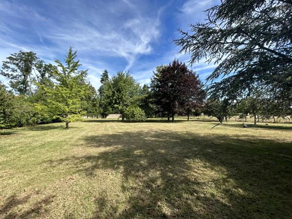 Vente Ferme 7 pièces 250 m2 à Sermoise-sur-Loire