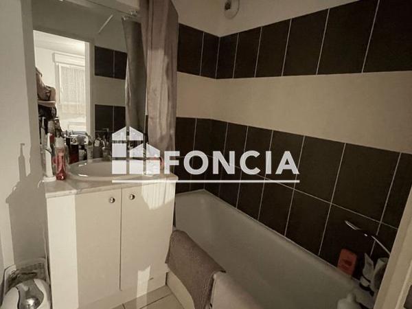 Location Appartement 2 pièces 36.8 m² - 10BIS RUE PIERRE MENDES FRANCE Castelsarrasin 82100