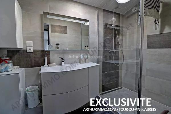 Vente Maison 4 pièces 99 m2 à La Tour-du-Pin