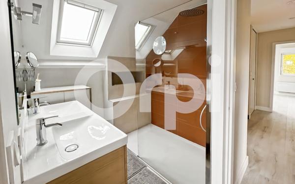 Maison à vendre    7 pièces •  Senlis