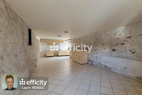 Maison
         5 pièces
        - 140 m² Bien prestige 459 000 € *