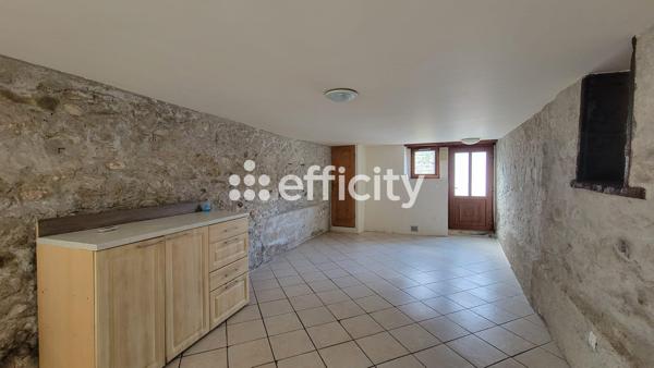 Maison
         5 pièces
        - 140 m² Bien prestige 459 000 € *