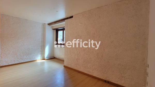 Maison
         5 pièces
        - 140 m² Bien prestige 459 000 € *
