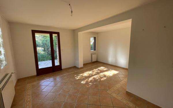 Appartement à vendre    3 pièces • 67 m2 La Seyne-sur-Mer