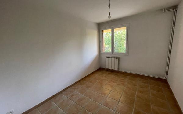 Appartement à vendre    3 pièces • 67 m2 La Seyne-sur-Mer