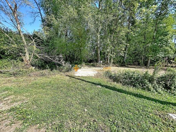 Vente                                                      Maison
                        
                     7 pièces                      140 m2                     à Morestel