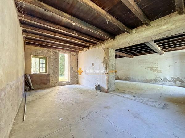 Vente                                                      Maison
                        
                     7 pièces                      140 m2                     à Morestel