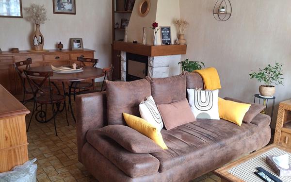 Maison à vendre    4 pièces •  Saint-Hilaire-de-Court