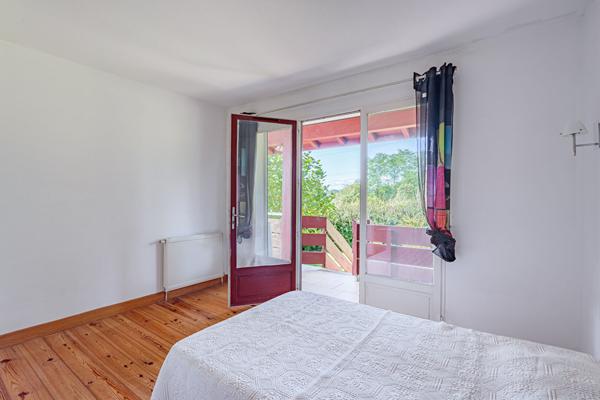 Bidart : Villa d'architecte avec vue montagnes et fort potentiel familial, Bidart 64210