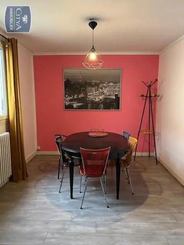 Appartement à louer 4 pièces 68.96m² Dijon (21000)