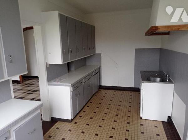 Maison dans un hameau à vendre