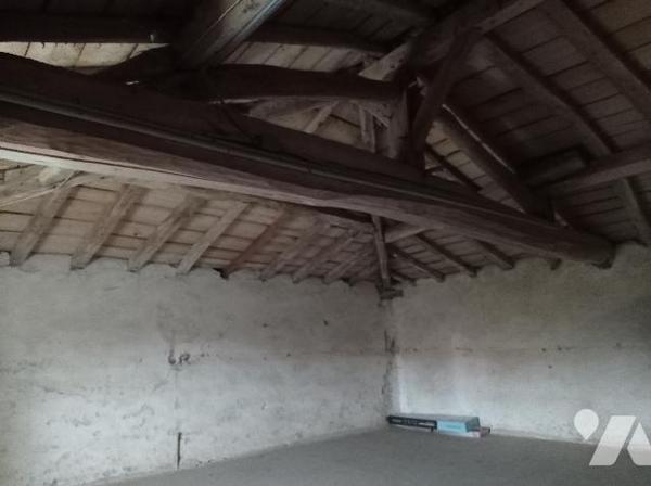 Maison dans un hameau à vendre