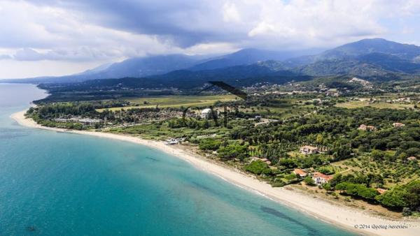 Moriani-Plage — Propriété de 351 m², plage et commerces à pied