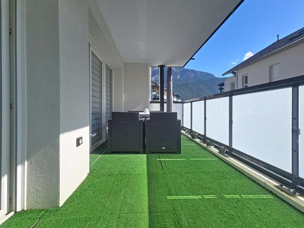 Appartement
         3 pièces
        - 62 m² Exclusivité 250 000 € *