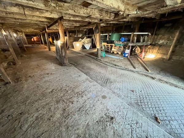 Maison à vendre à Champagnac dans le Cantal (15350), ref : 60T-15029