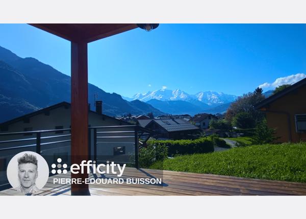 Maison
         7 pièces
        - 150 m² 750 000 € *