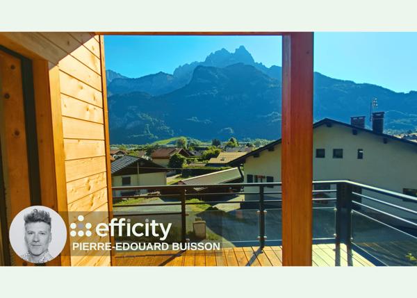 Maison
         7 pièces
        - 150 m² 750 000 € *