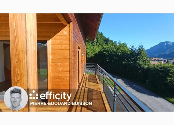 Maison
         7 pièces
        - 150 m² 750 000 € *
