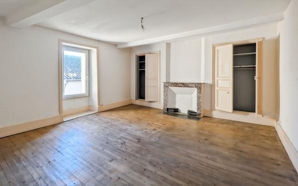 Maison à vendre    3 pièces • 94,71 m2 Pont-de-l'Isère