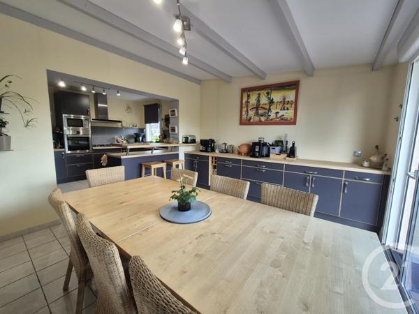 Maison à vendre  8 pièces - 197,50 m2 BAGNOLES DE L ORNE NORMANDIE - 61