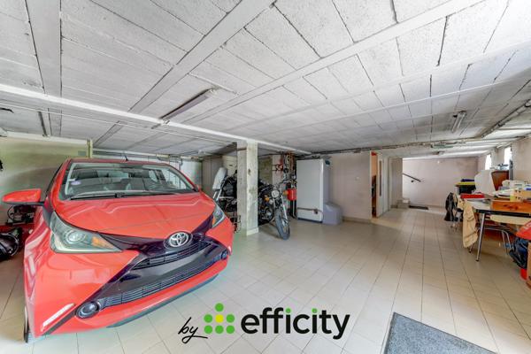 Maison
         5 pièces
        - 105 m² Exclusivité 319 000 € *