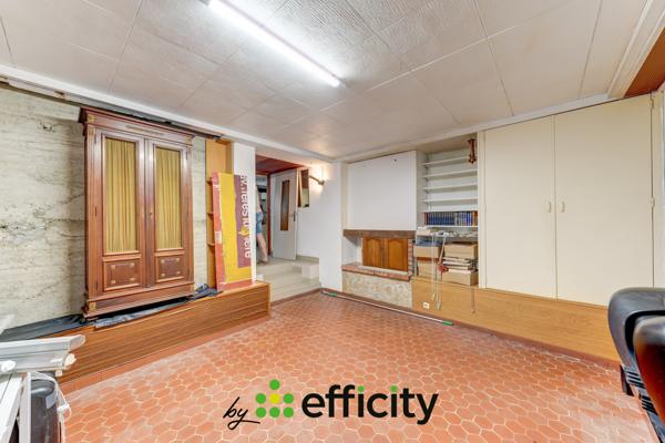 Maison
         5 pièces
        - 105 m² Exclusivité 319 000 € *