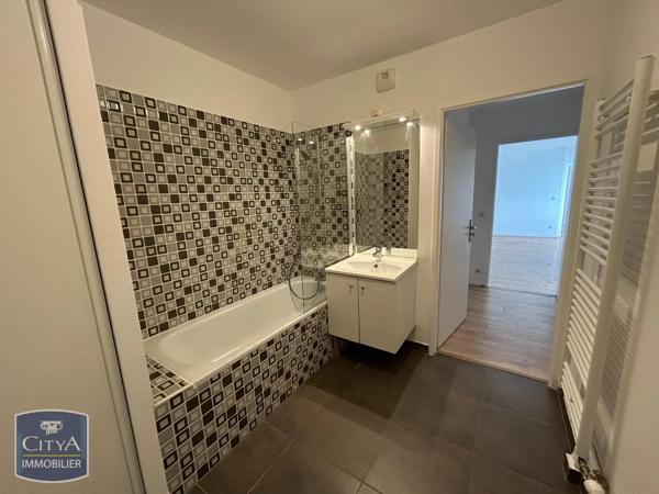 Appartement à louer 3 pièces 61.92m² Colombes (92700)
