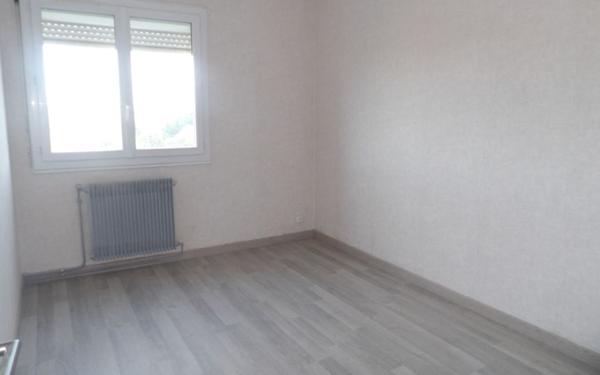 Appartement à vendre    4 pièces • 79 m2 Mérignac