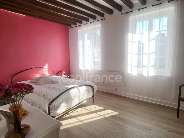 Dpt Val d'Oise (95), à vendre maison en pierres à AUVERS SUR OISE - 160 m2 habitable - Terrain 600 m2