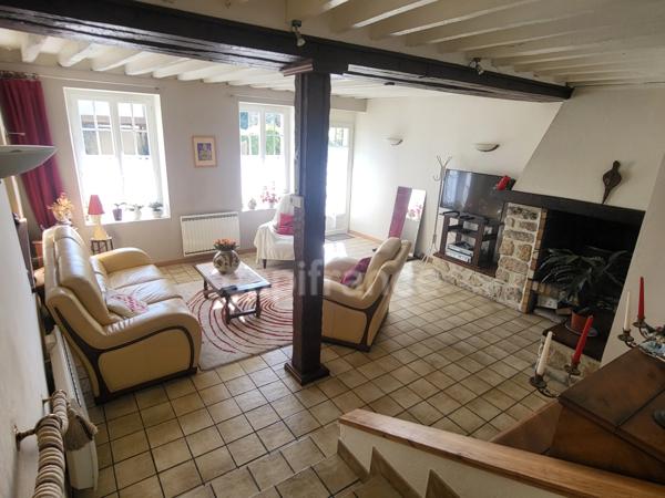 Dpt Val d'Oise (95), à vendre maison en pierres à AUVERS SUR OISE - 160 m2 habitable - Terrain 600 m2