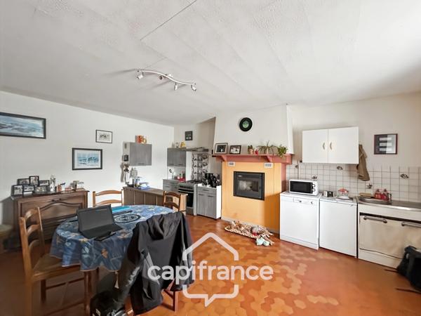 Maison à vendre proche Pontivy – 85 m² – 2 chambres – terrain 807 m² – garage – fort potentiel