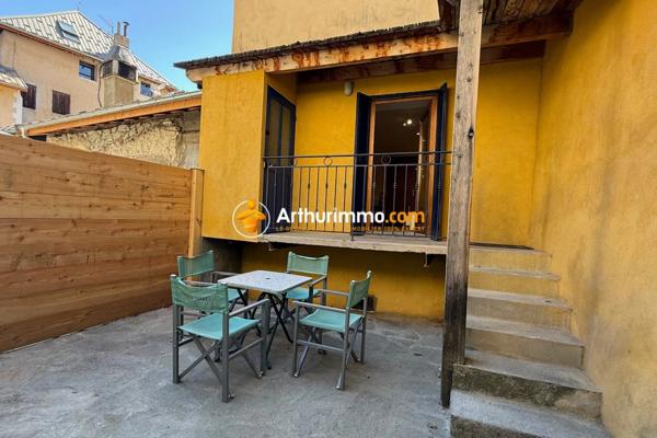 Location                                                      Appartement
                        
                     1 pièces                      16 m2                     à Guillestre